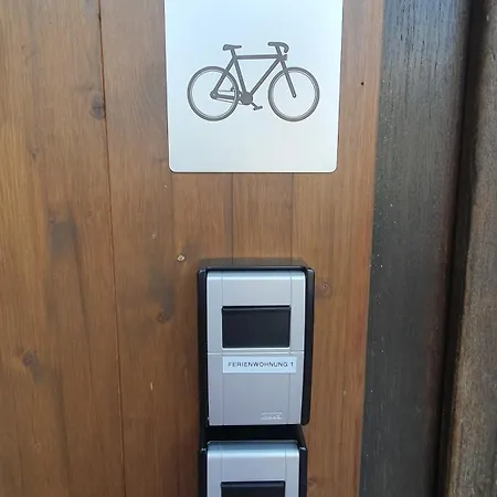 Winterruhe Am Fuerst Pueckler Park-hund Willkommen, Sauna Im Haus,parkplatz Am Haus,hermmansbad, Geopark,polnischer Markt Apartmán