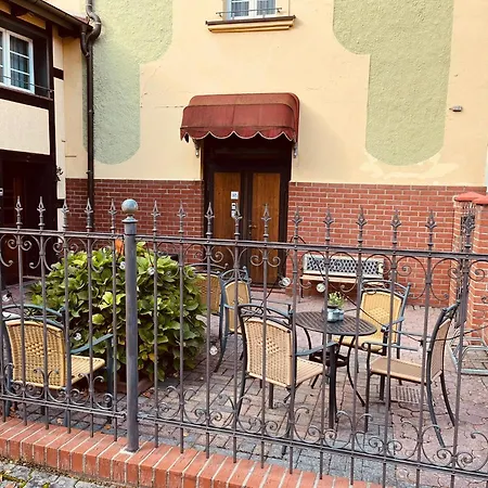 Winterruhe Am Fuerst Pueckler Park-hund Willkommen, Sauna Im Haus,parkplatz Am Haus,hermmansbad, Geopark,polnischer Markt