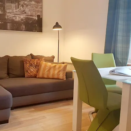 1 Gruener Fuerst Mit Sitzecke Im Innenhof & Erdgeschoss & Naehe Park & Ruhige Lage * Bad Muskau