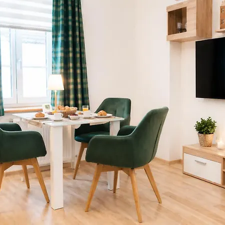 Ruhige Am Fuerst-pueckler-park, Sauna Im Haus & Parkplatz
