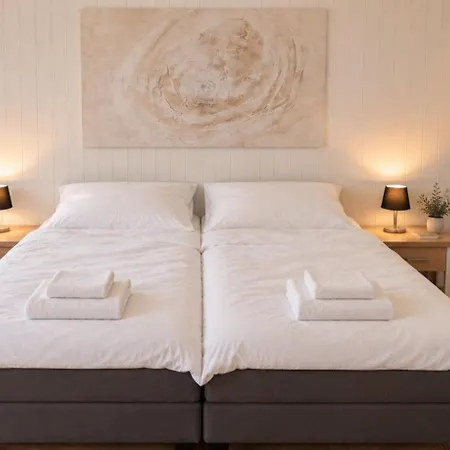 Appartement Ruhige Am Fuerst-pueckler-park, Sauna Im Haus & Parkplatz