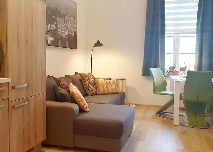 Apartamento Ruhe Am Park Hermansbad-hund Willkommen, Sauna Im Haus,parkplatz Am Haus,pueckler Park,geopark,polnischer Markt *